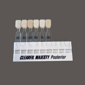 CLEARFIL MAJESTY POSTERIOR guia de colores